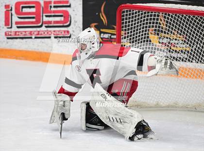 Thumbnail 3 in Ridgefield vs. Fairfield Warde/Ludlowe (FCIAC D1 Final) photogallery.