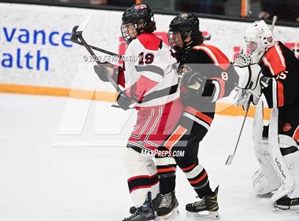 Thumbnail 3 in Ridgefield vs. Fairfield Warde/Ludlowe (FCIAC D1 Final) photogallery.