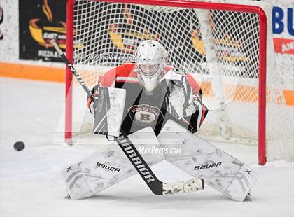 Thumbnail 2 in Ridgefield vs. Fairfield Warde/Ludlowe (FCIAC D1 Final) photogallery.