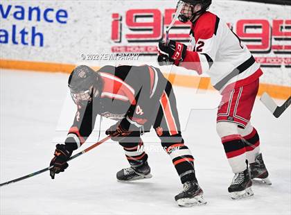 Thumbnail 1 in Ridgefield vs. Fairfield Warde/Ludlowe (FCIAC D1 Final) photogallery.