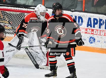 Thumbnail 3 in Ridgefield vs. Fairfield Warde/Ludlowe (FCIAC D1 Final) photogallery.