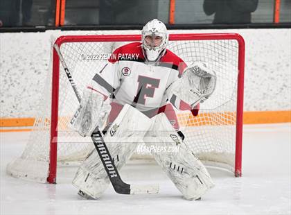 Thumbnail 3 in Ridgefield vs. Fairfield Warde/Ludlowe (FCIAC D1 Final) photogallery.