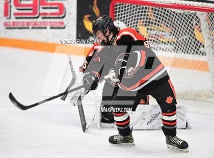 Thumbnail 1 in Ridgefield vs. Fairfield Warde/Ludlowe (FCIAC D1 Final) photogallery.