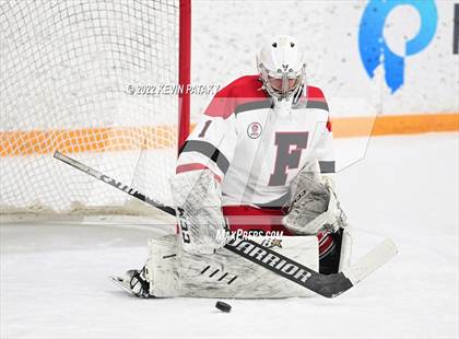 Thumbnail 2 in Ridgefield vs. Fairfield Warde/Ludlowe (FCIAC D1 Final) photogallery.