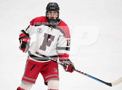 Thumbnail 3 in Ridgefield vs. Fairfield Warde/Ludlowe (FCIAC D1 Final) photogallery.