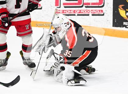 Thumbnail 1 in Ridgefield vs. Fairfield Warde/Ludlowe (FCIAC D1 Final) photogallery.