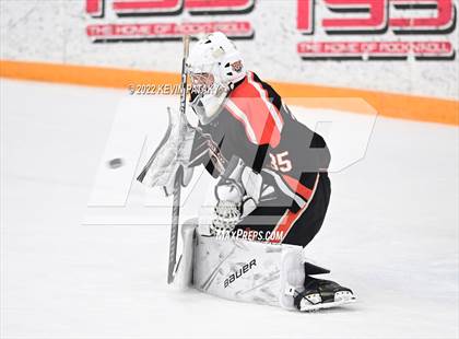 Thumbnail 1 in Ridgefield vs. Fairfield Warde/Ludlowe (FCIAC D1 Final) photogallery.