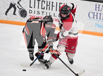 Thumbnail 3 in Ridgefield vs. Fairfield Warde/Ludlowe (FCIAC D1 Final) photogallery.