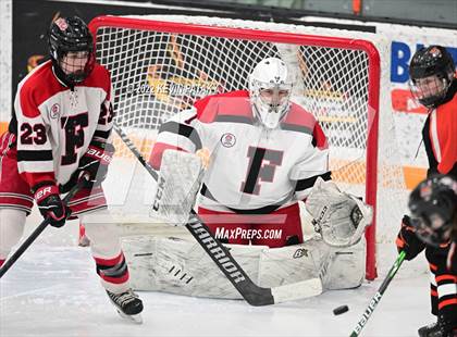 Thumbnail 3 in Ridgefield vs. Fairfield Warde/Ludlowe (FCIAC D1 Final) photogallery.