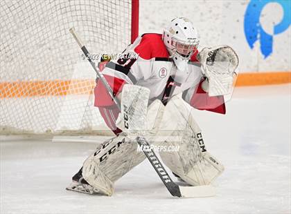 Thumbnail 3 in Ridgefield vs. Fairfield Warde/Ludlowe (FCIAC D1 Final) photogallery.