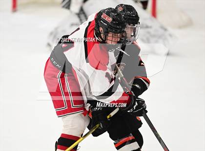 Thumbnail 2 in Ridgefield vs. Fairfield Warde/Ludlowe (FCIAC D1 Final) photogallery.