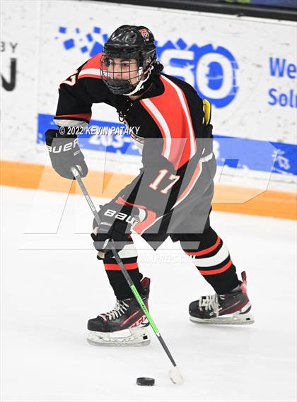 Thumbnail 2 in Ridgefield vs. Fairfield Warde/Ludlowe (FCIAC D1 Final) photogallery.