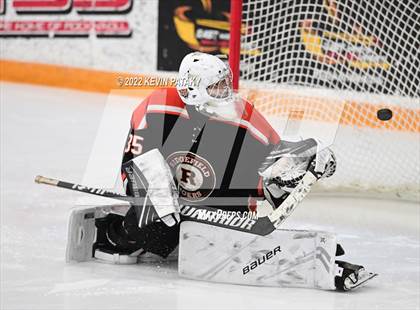 Thumbnail 1 in Ridgefield vs. Fairfield Warde/Ludlowe (FCIAC D1 Final) photogallery.