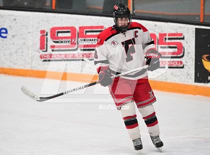 Thumbnail 1 in Ridgefield vs. Fairfield Warde/Ludlowe (FCIAC D1 Final) photogallery.