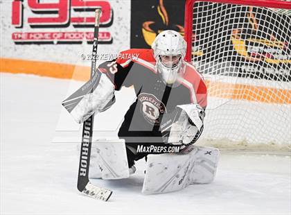 Thumbnail 3 in Ridgefield vs. Fairfield Warde/Ludlowe (FCIAC D1 Final) photogallery.