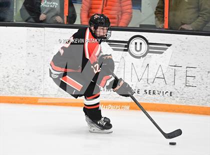 Thumbnail 3 in Ridgefield vs. Fairfield Warde/Ludlowe (FCIAC D1 Final) photogallery.