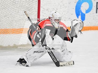 Thumbnail 1 in Ridgefield vs. Fairfield Warde/Ludlowe (FCIAC D1 Final) photogallery.