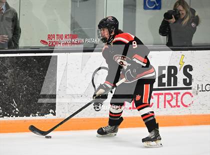 Thumbnail 3 in Ridgefield vs. Fairfield Warde/Ludlowe (FCIAC D1 Final) photogallery.