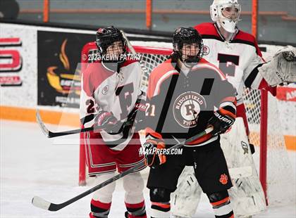 Thumbnail 2 in Ridgefield vs. Fairfield Warde/Ludlowe (FCIAC D1 Final) photogallery.