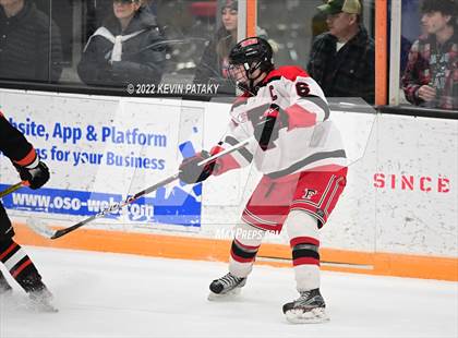 Thumbnail 3 in Ridgefield vs. Fairfield Warde/Ludlowe (FCIAC D1 Final) photogallery.
