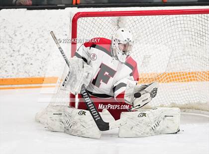 Thumbnail 3 in Ridgefield vs. Fairfield Warde/Ludlowe (FCIAC D1 Final) photogallery.