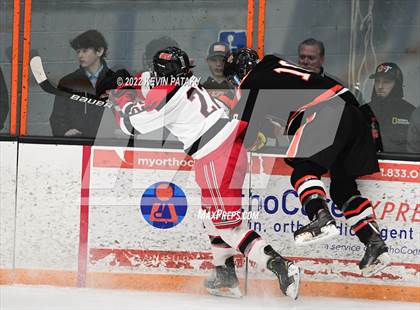 Thumbnail 3 in Ridgefield vs. Fairfield Warde/Ludlowe (FCIAC D1 Final) photogallery.