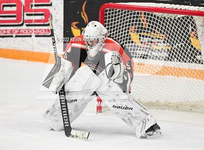 Thumbnail 3 in Ridgefield vs. Fairfield Warde/Ludlowe (FCIAC D1 Final) photogallery.