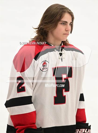 Thumbnail 3 in Ridgefield vs. Fairfield Warde/Ludlowe (FCIAC D1 Final) photogallery.