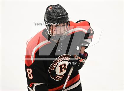 Thumbnail 2 in Ridgefield vs. Fairfield Warde/Ludlowe (FCIAC D1 Final) photogallery.