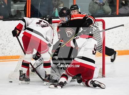 Thumbnail 2 in Ridgefield vs. Fairfield Warde/Ludlowe (FCIAC D1 Final) photogallery.
