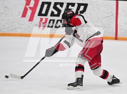 Thumbnail 2 in Ridgefield vs. Fairfield Warde/Ludlowe (FCIAC D1 Final) photogallery.