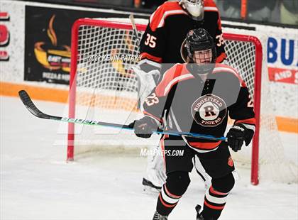 Thumbnail 2 in Ridgefield vs. Fairfield Warde/Ludlowe (FCIAC D1 Final) photogallery.