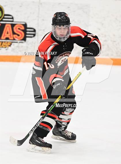Thumbnail 3 in Ridgefield vs. Fairfield Warde/Ludlowe (FCIAC D1 Final) photogallery.