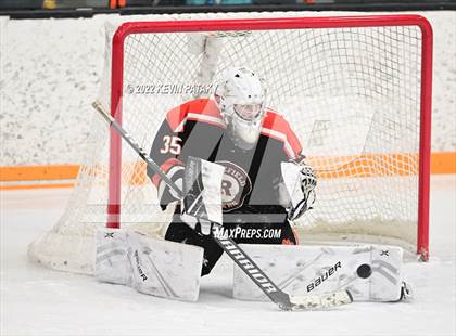 Thumbnail 1 in Ridgefield vs. Fairfield Warde/Ludlowe (FCIAC D1 Final) photogallery.