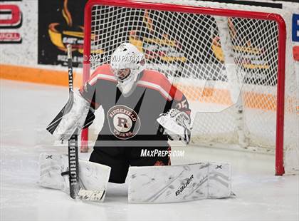 Thumbnail 2 in Ridgefield vs. Fairfield Warde/Ludlowe (FCIAC D1 Final) photogallery.