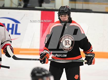 Thumbnail 2 in Ridgefield vs. Fairfield Warde/Ludlowe (FCIAC D1 Final) photogallery.