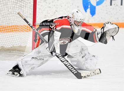 Thumbnail 1 in Ridgefield vs. Fairfield Warde/Ludlowe (FCIAC D1 Final) photogallery.