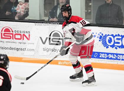 Thumbnail 3 in Ridgefield vs. Fairfield Warde/Ludlowe (FCIAC D1 Final) photogallery.