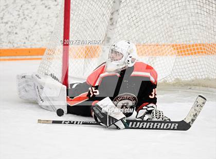 Thumbnail 3 in Ridgefield vs. Fairfield Warde/Ludlowe (FCIAC D1 Final) photogallery.