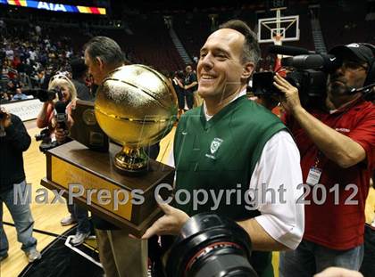 Thumbnail 3 in Hamilton vs. St. Mary's (AIA D1 Final) photogallery.