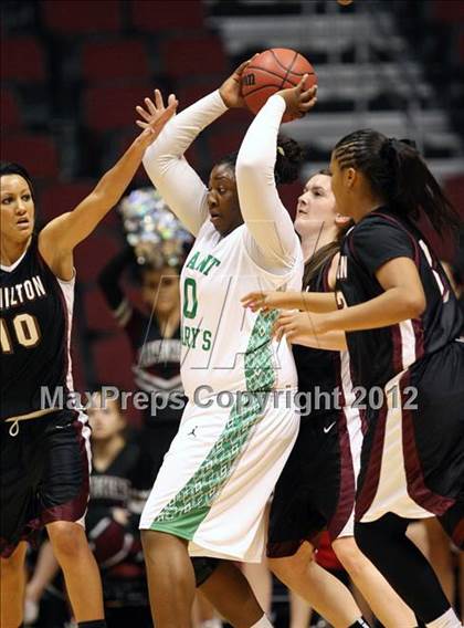 Thumbnail 3 in Hamilton vs. St. Mary's (AIA D1 Final) photogallery.