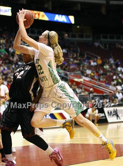 Thumbnail 3 in Hamilton vs. St. Mary's (AIA D1 Final) photogallery.