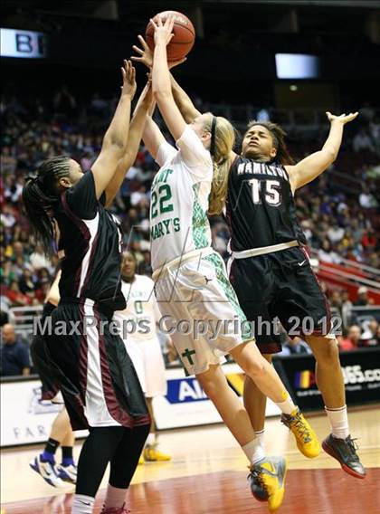 Thumbnail 3 in Hamilton vs. St. Mary's (AIA D1 Final) photogallery.