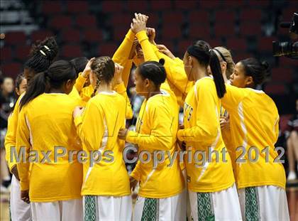 Thumbnail 2 in Hamilton vs. St. Mary's (AIA D1 Final) photogallery.