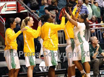 Thumbnail 2 in Hamilton vs. St. Mary's (AIA D1 Final) photogallery.