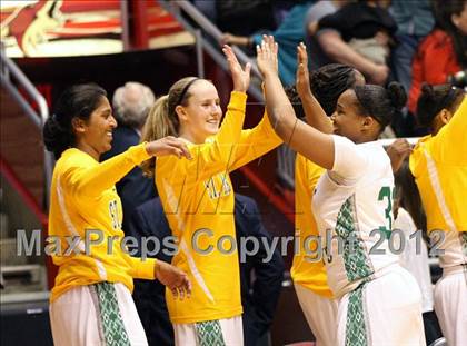 Thumbnail 1 in Hamilton vs. St. Mary's (AIA D1 Final) photogallery.
