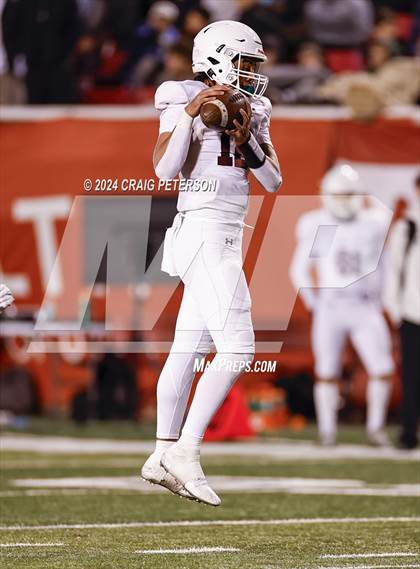 Thumbnail 3 in Corner Canyon vs Lone Peak (UHSAA 6A Final) photogallery.