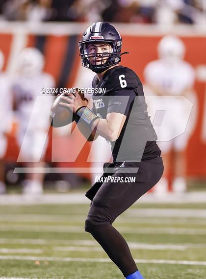 Thumbnail 1 in Corner Canyon vs Lone Peak (UHSAA 6A Final) photogallery.