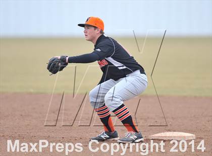 Thumbnail 1 in Nocona vs. Callisburg (Lindsay Tournament) photogallery.