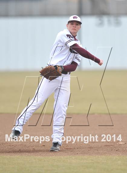 Thumbnail 3 in Nocona vs. Callisburg (Lindsay Tournament) photogallery.